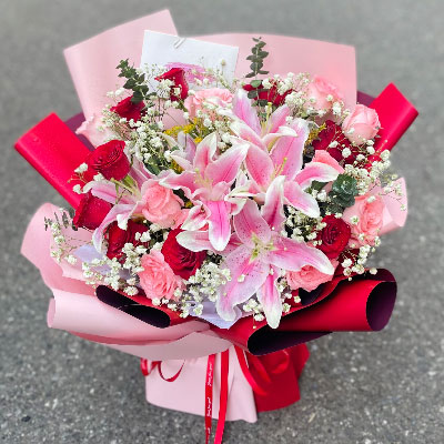 开封22朵玫瑰混搭百合，共舞人生